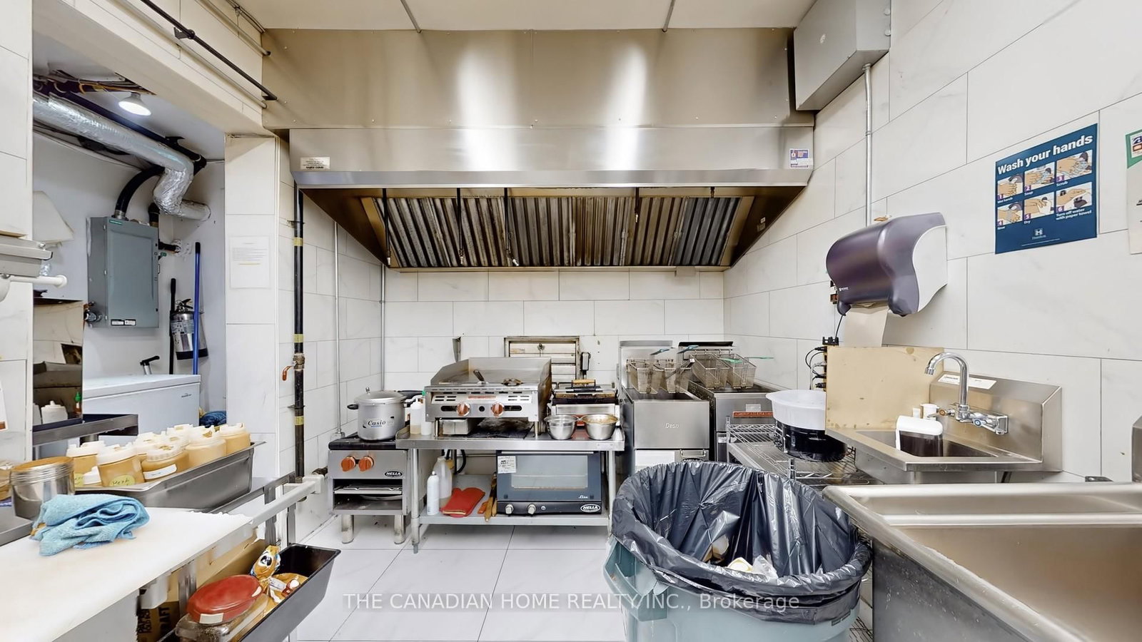 85 John Street S, Unit C - Photo 21