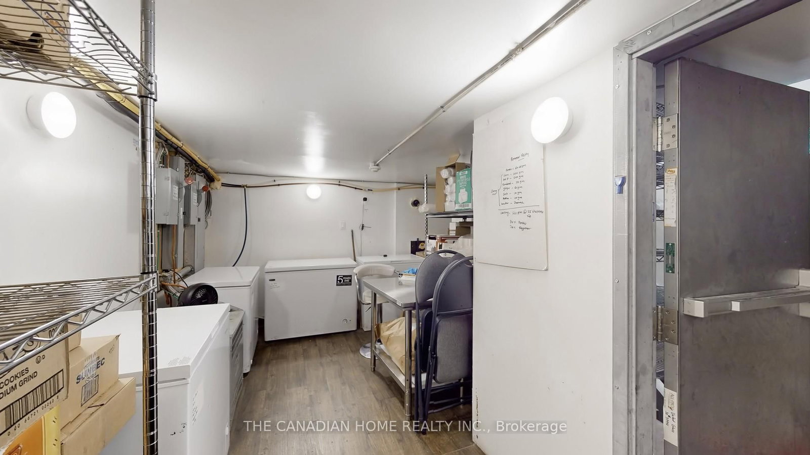 85 John Street S, Unit C - Photo 25