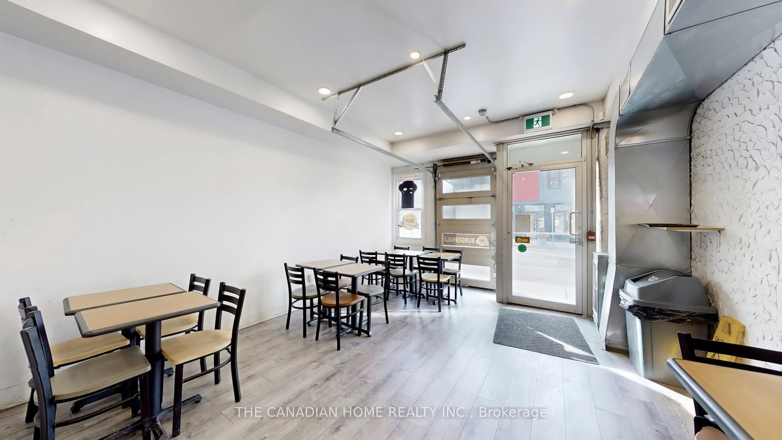 85 John Street S, Unit C - Photo 9