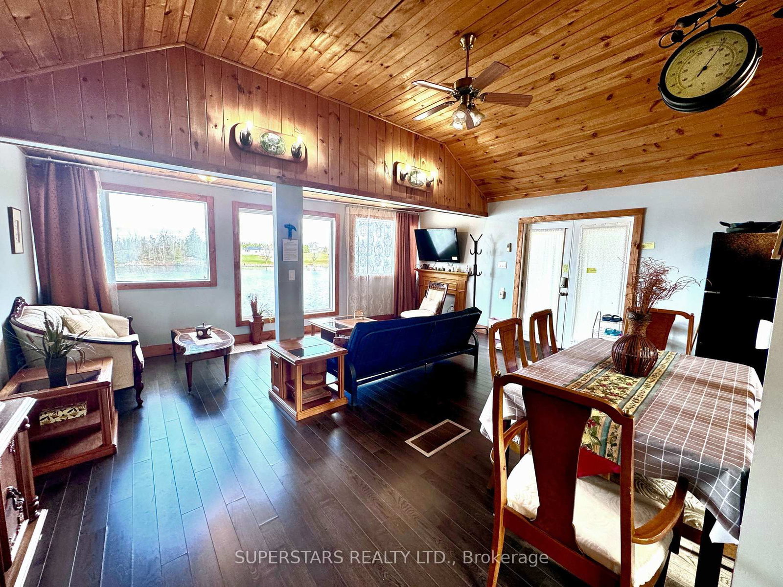 Listing Image 7