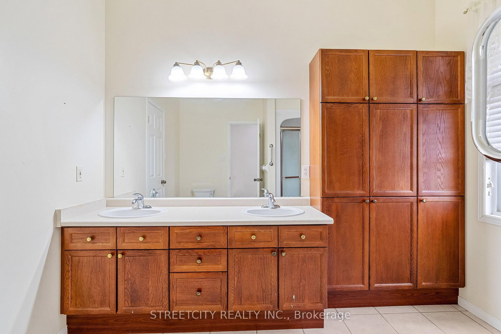 Detached House for sale at 1619 Jubilee Drive, London North, Ontario, N6G 5K4 - North E - MLS: X12845046