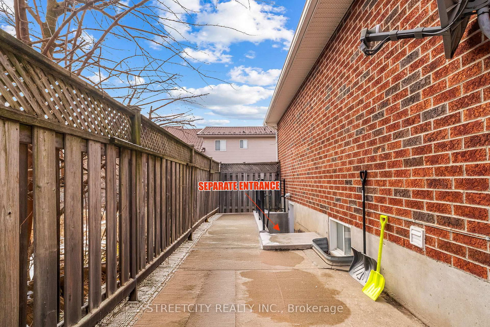 Detached House for sale at 1619 Jubilee Drive, London North, Ontario, N6G 5K4 - North E - MLS: X12845046