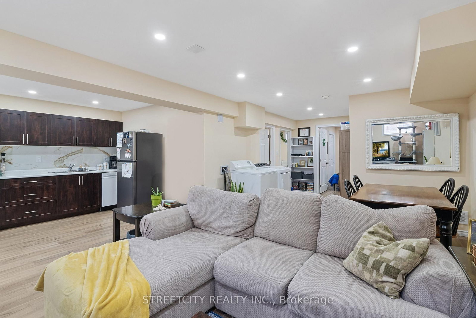 Detached House for sale at 1619 Jubilee Drive, London North, Ontario, N6G 5K4 - North E - MLS: X12845046