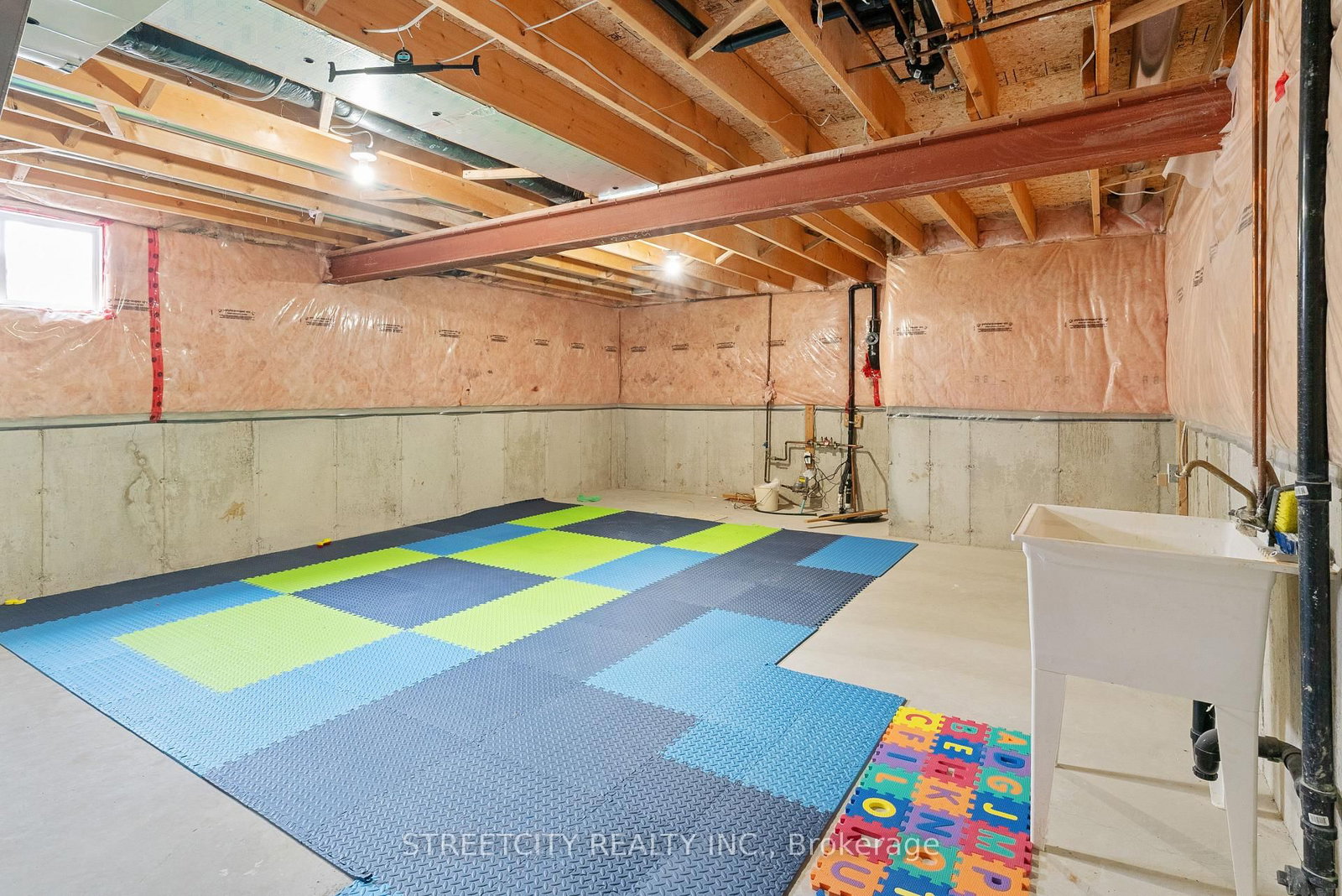 Detached House for sale at 1619 Jubilee Drive, London North, Ontario, N6G 5K4 - North E - MLS: X12845046