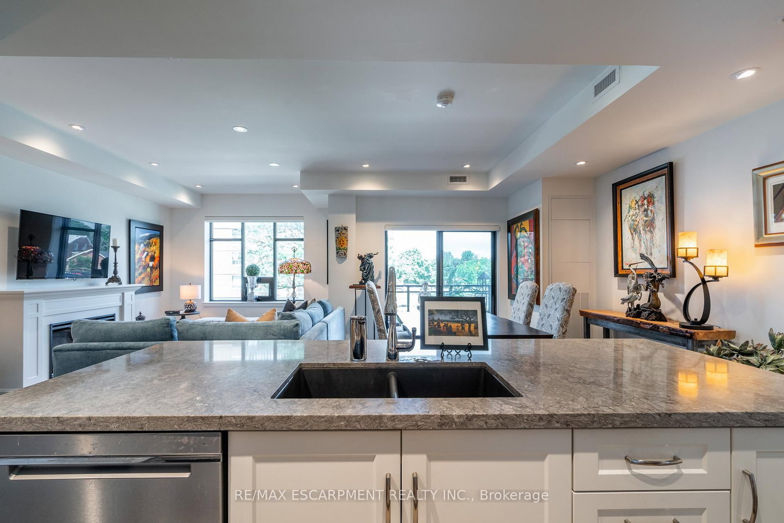 Condo for sale at 213-30 Hamilton Street, Hamilton, Ontario, L8B 1V8 - Waterdown - MLS: X12845194