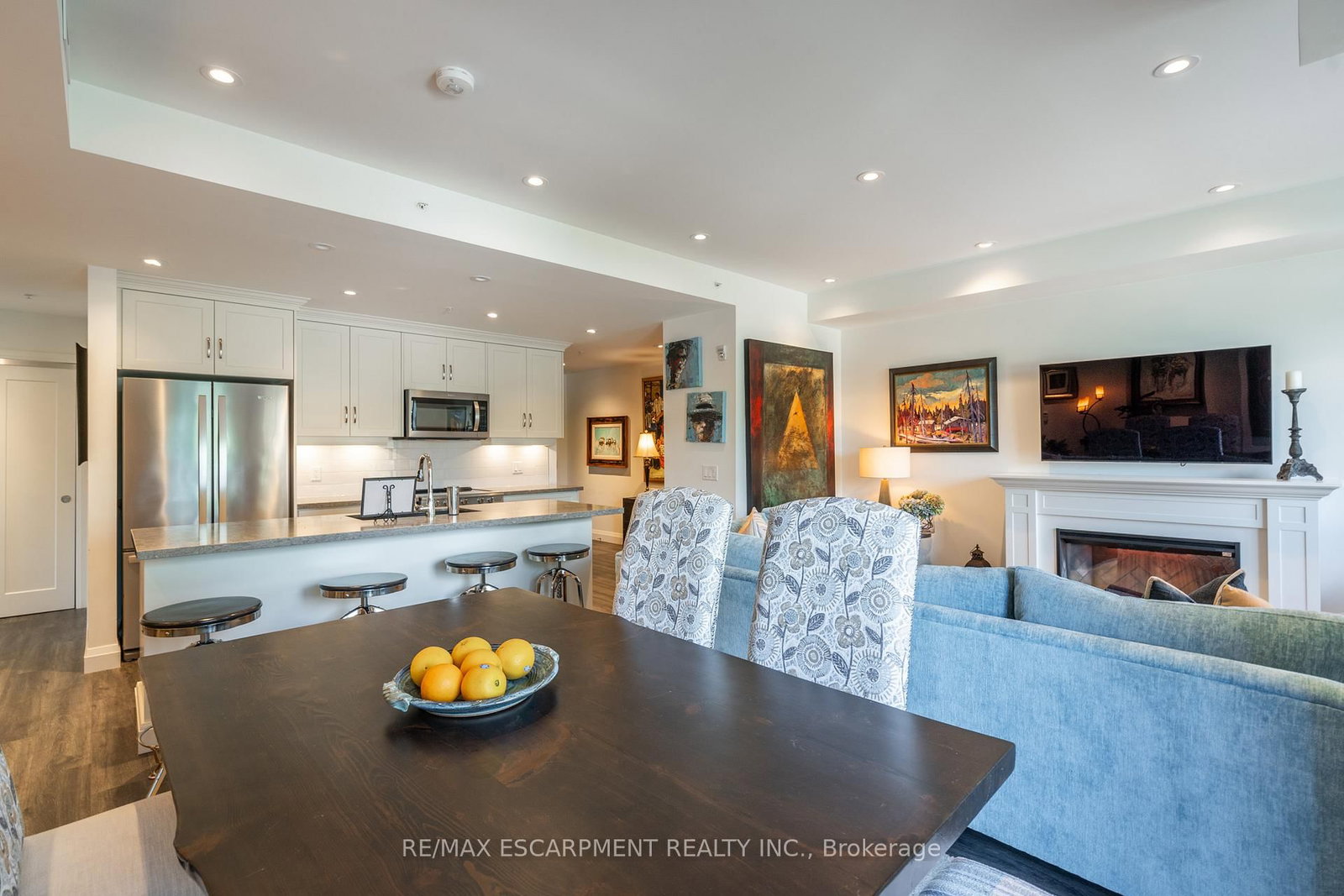 Condo for sale at 213-30 Hamilton Street, Hamilton, Ontario, L8B 1V8 - Waterdown - MLS: X12845194