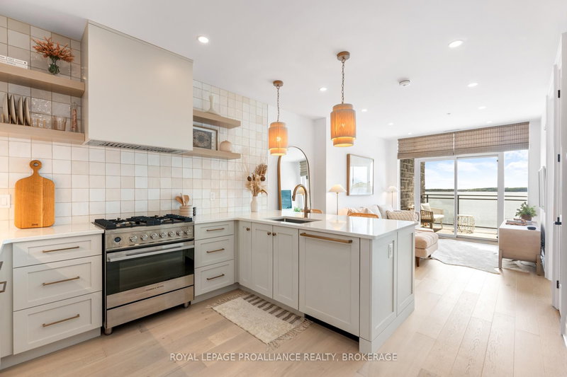 618 - 129B South St, Gananoque, K7G 0B1 | Image 3