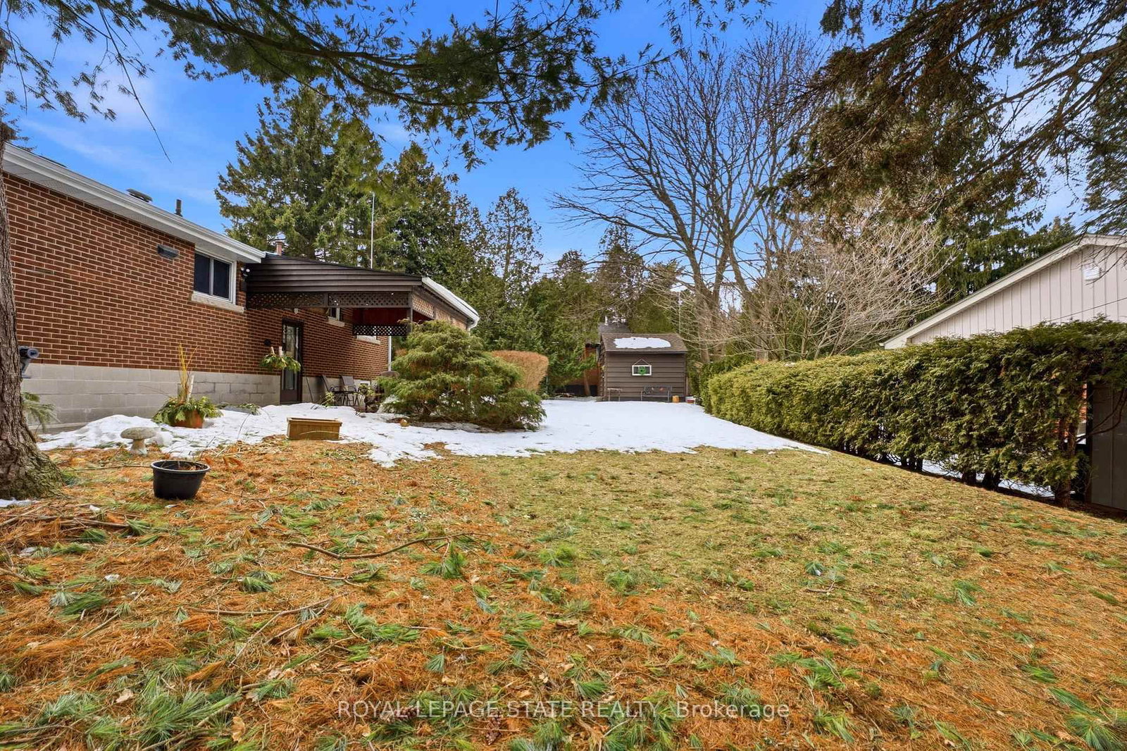 Detached House for sale at 347 Clarendon Drive, Hamilton, Ontario, L9G 2Y9 - Ancaster - MLS: X12845468