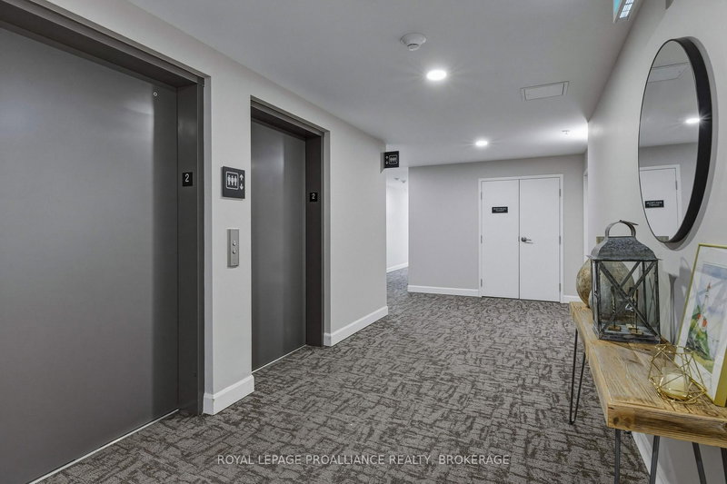 218 - 129B South St, Gananoque, K7G 0B1 | Image 3