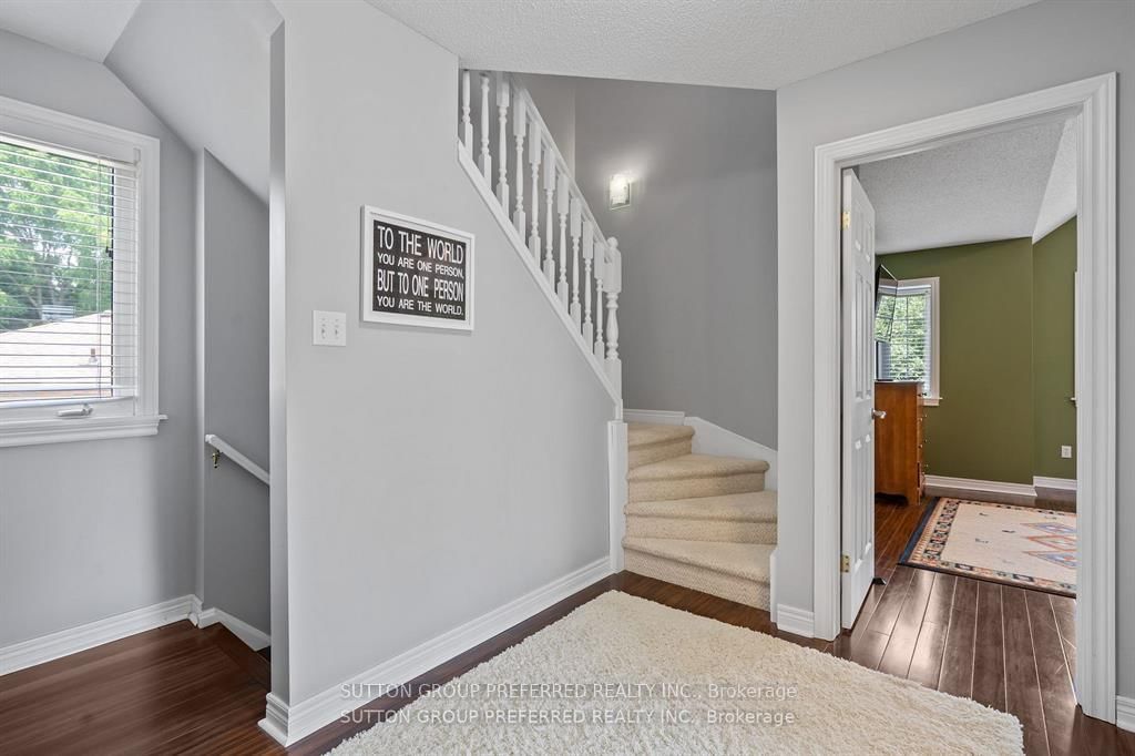 Detached House for sale at 623 Thornwood Court, London North, Ontario, N6H 5J5 - North P - MLS: X12845704