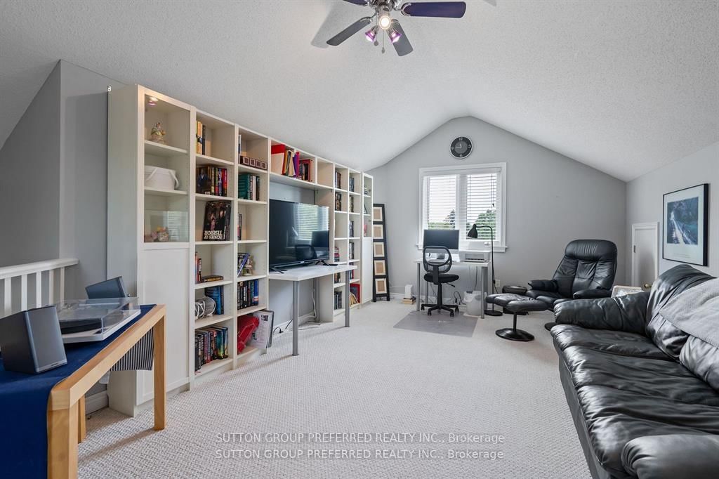 Detached House for sale at 623 Thornwood Court, London North, Ontario, N6H 5J5 - North P - MLS: X12845704