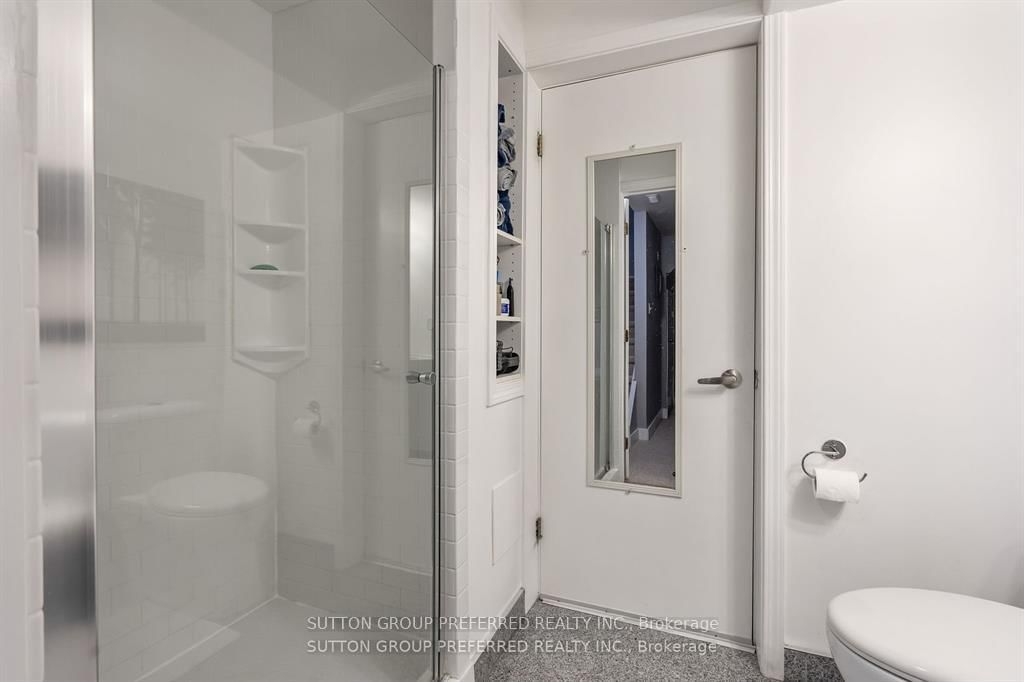 Detached House for sale at 623 Thornwood Court, London North, Ontario, N6H 5J5 - North P - MLS: X12845704