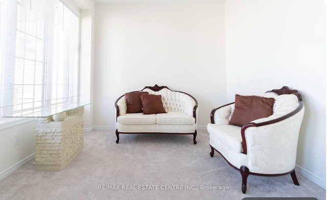 7869 Buckeye Crescent