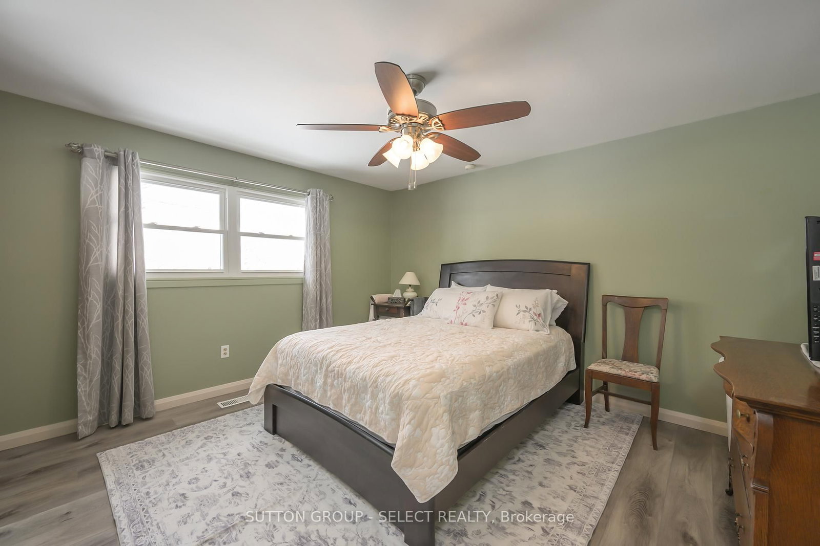 Detached House for sale at 99 Inverary Crescent, London North, Ontario, N6G 3L7 - North I - MLS: X12846004