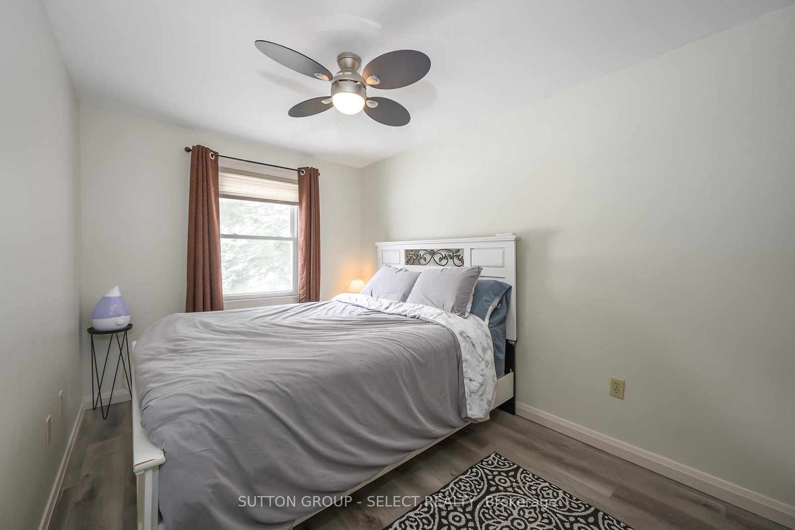 Detached House for sale at 99 Inverary Crescent, London North, Ontario, N6G 3L7 - North I - MLS: X12846004