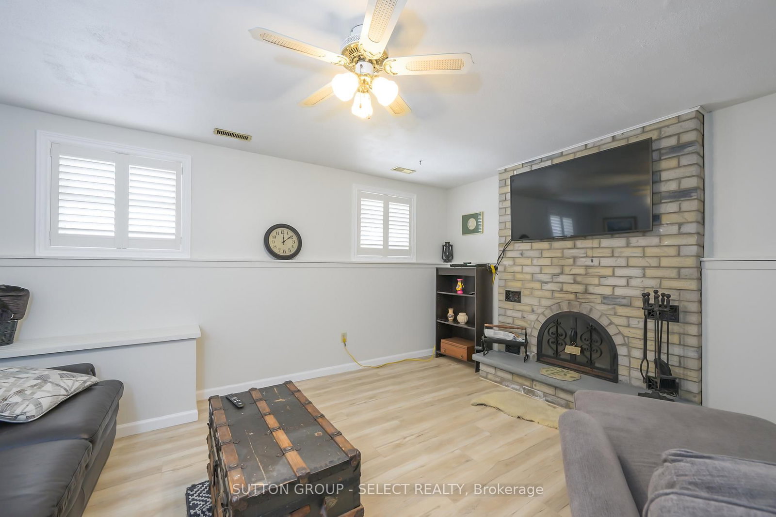 Detached House for sale at 99 Inverary Crescent, London North, Ontario, N6G 3L7 - North I - MLS: X12846004