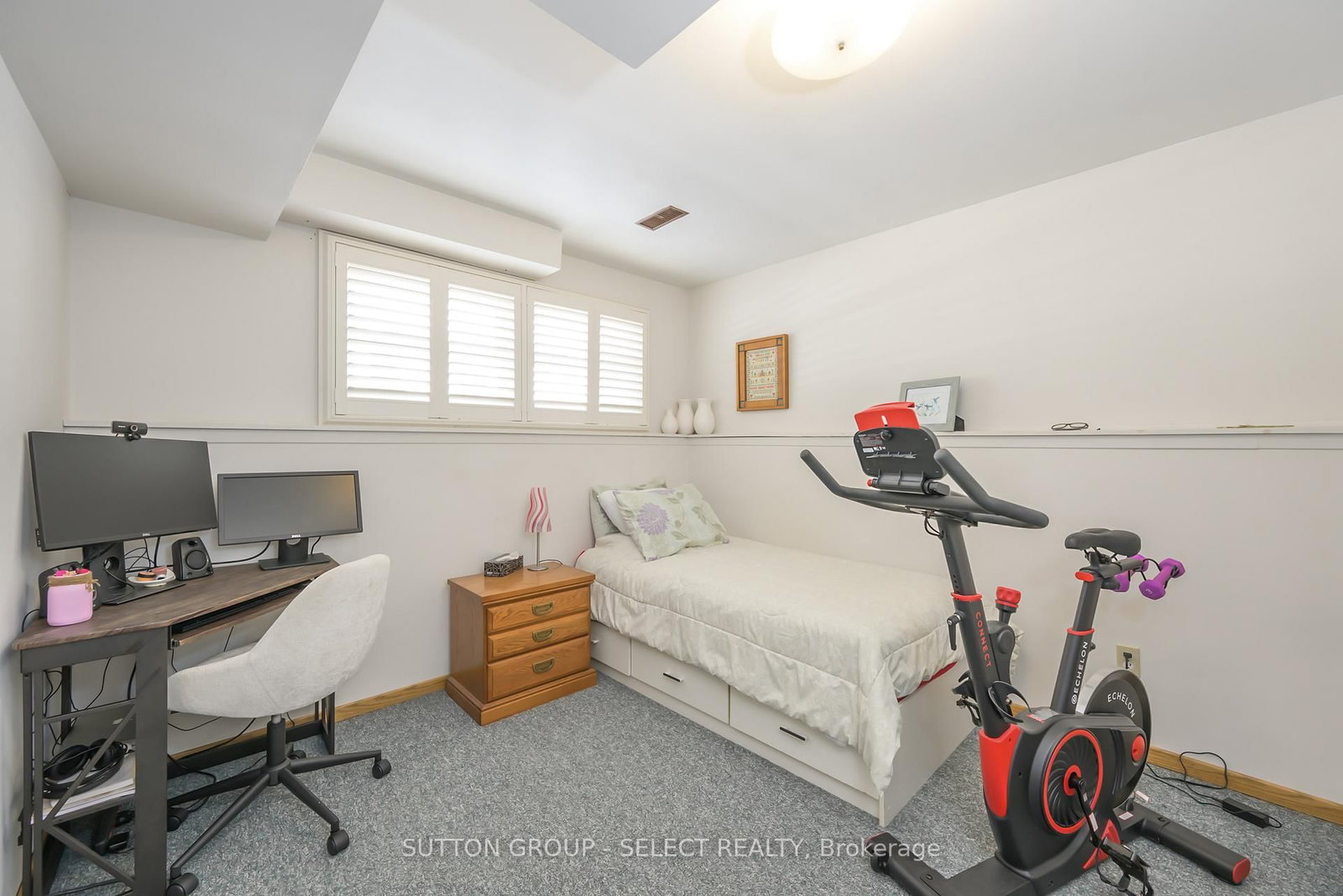 Detached House for sale at 99 Inverary Crescent, London North, Ontario, N6G 3L7 - North I - MLS: X12846004