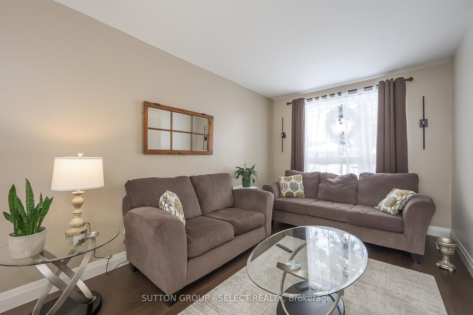 Detached House for sale at 99 Inverary Crescent, London North, Ontario, N6G 3L7 - North I - MLS: X12846004