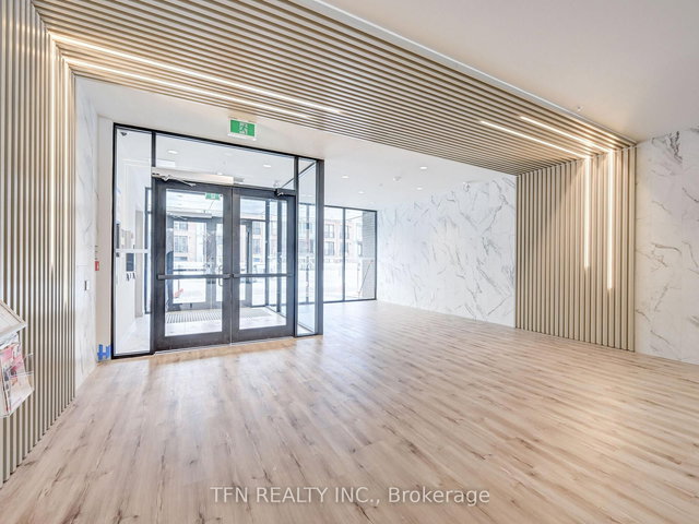 211 - 107 Rogers Street