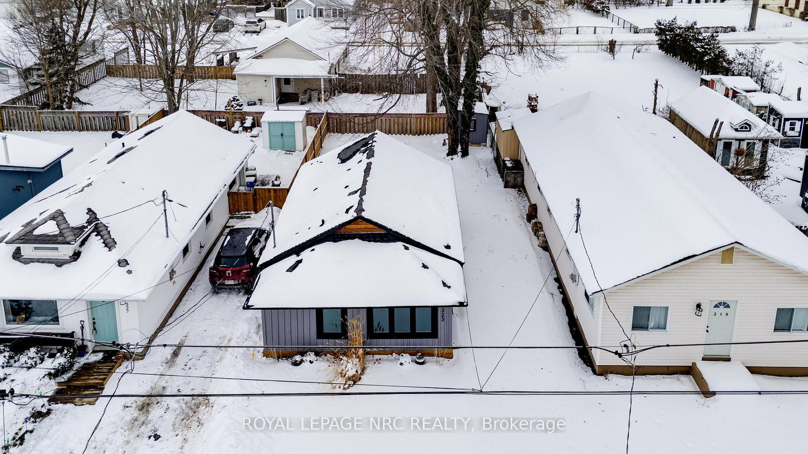 Detached House for sale at 323 Oxford Avenue, Fort Erie, Ontario, L0S 1B0 - Crystal Beach - MLS: X12846250