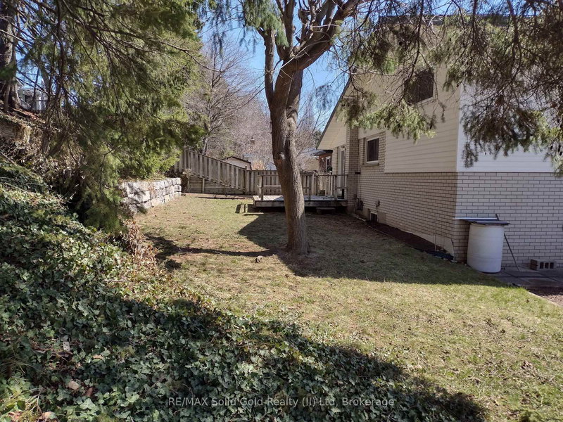 132 Forest Hill Dr, Kitchener, N2M 4G3 | Image 3