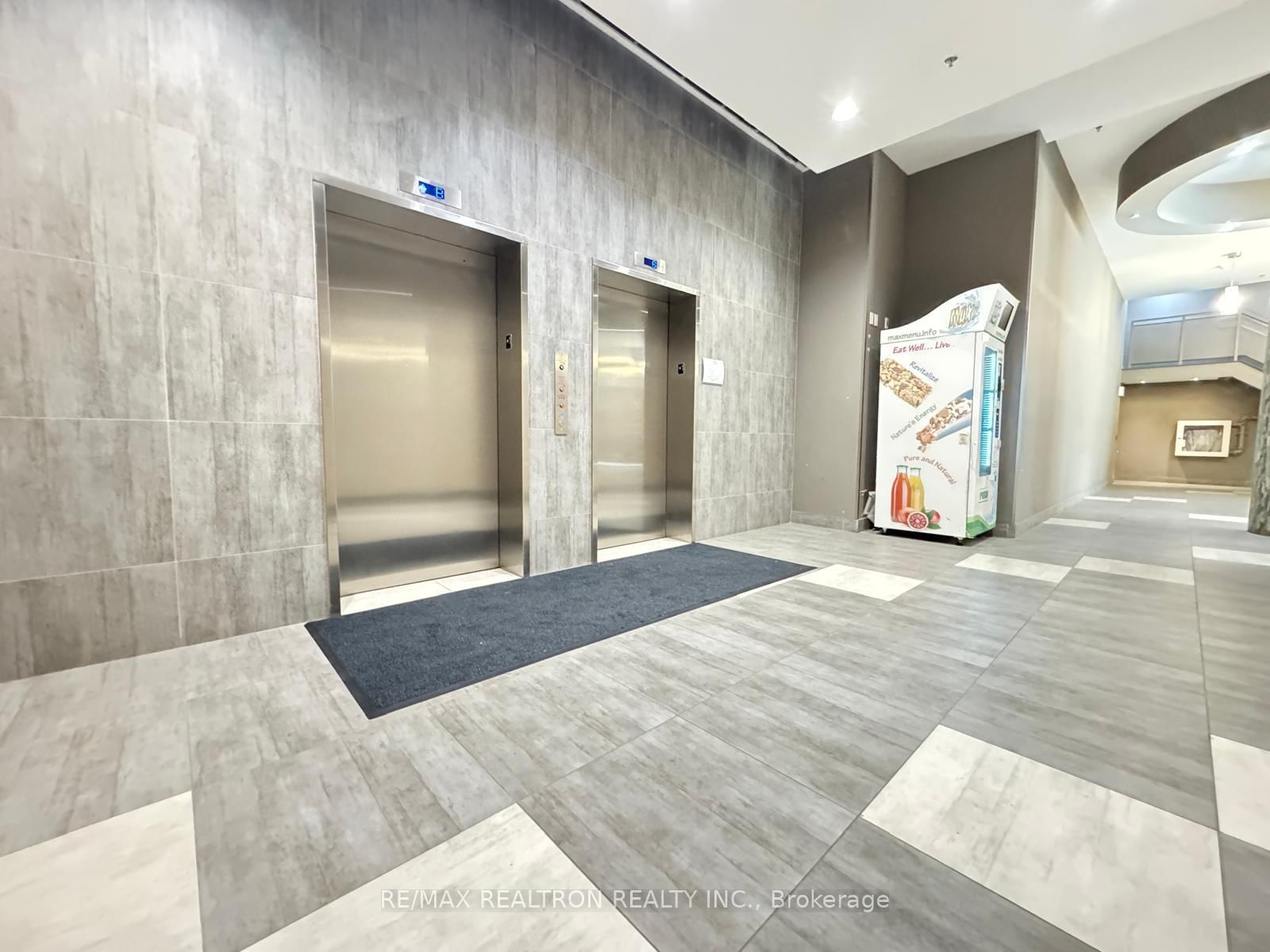 280 Lester Street, Unit 719 - Photo 5