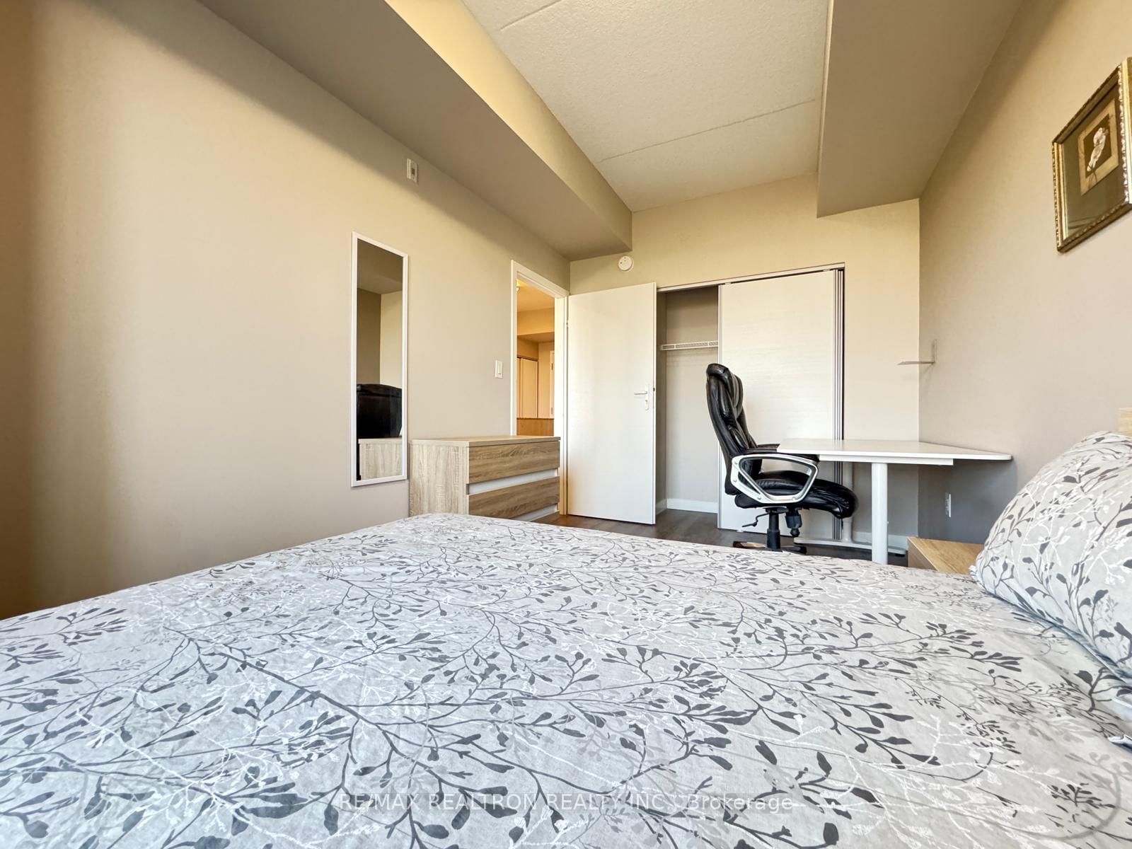 280 Lester Street, Unit 719 - Photo 7