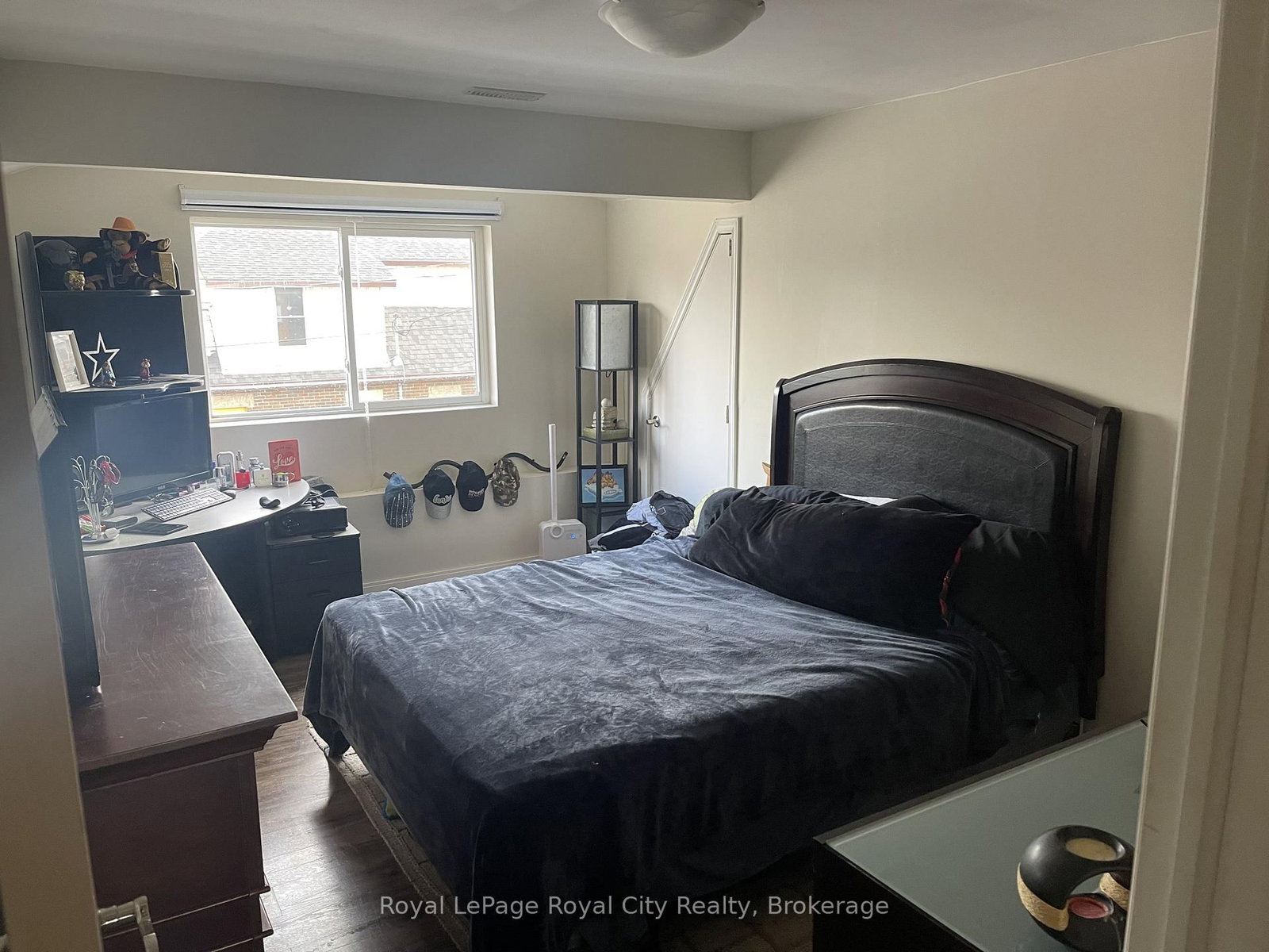 563 Woolwich Street, Unit 1 - Photo 5