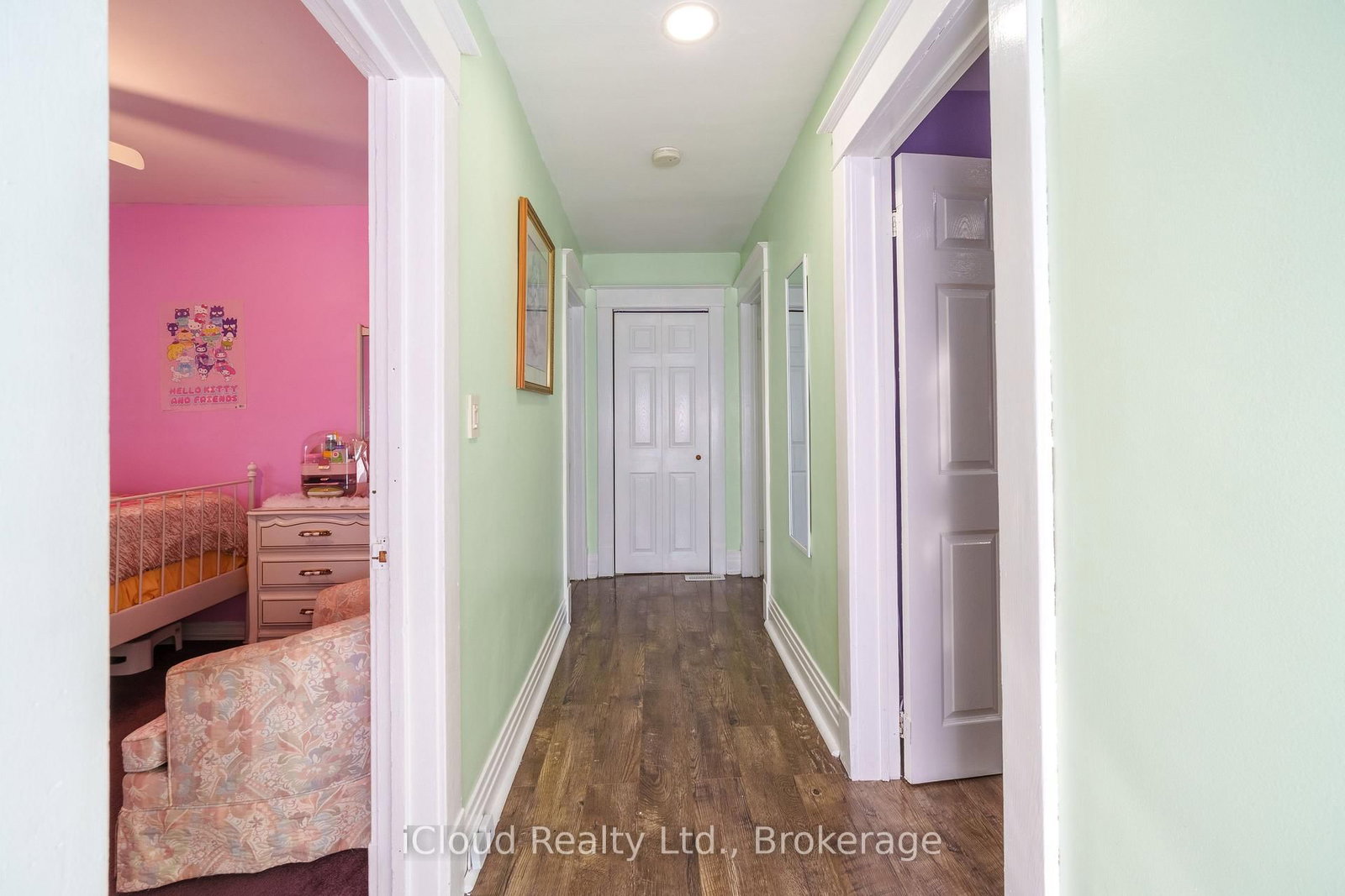 Detached House for sale at 2 Richmond Avenue, St. Catharines, Ontario, L2R 3W7 - E. Chester - MLS: X12846954