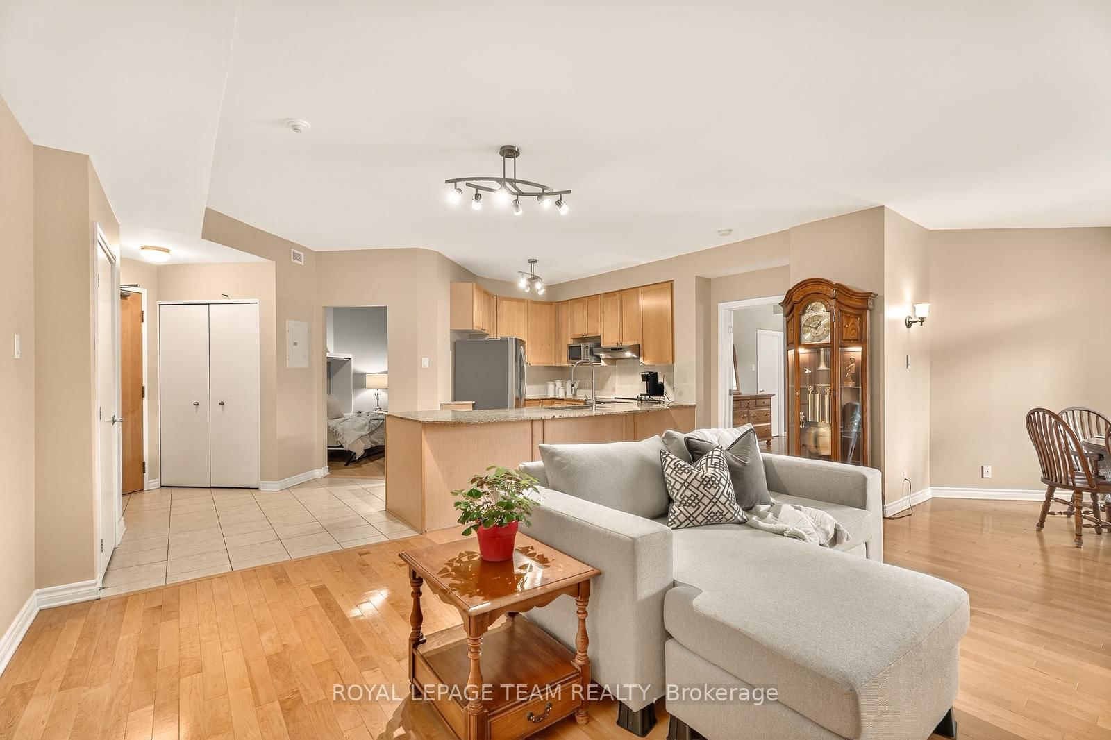 205 Bolton Street, Unit 230 - Photo 21