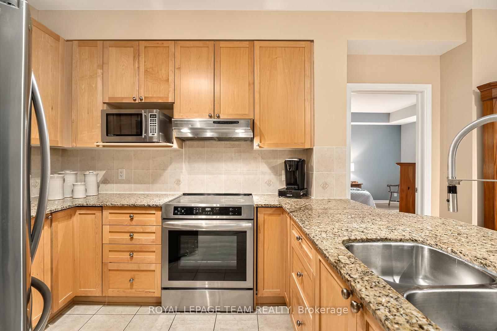 205 Bolton Street, Unit 230 - Photo 6