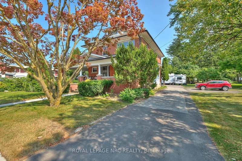 3758 Main St, Niagara Falls, L2G 6B2 | Image 3