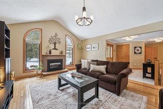 7809 Speedvale Avenue E