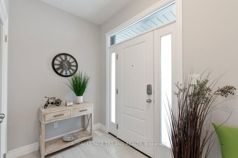 252 Renaissance Dr, St. Thomas, N5R 0P9 | Image 2