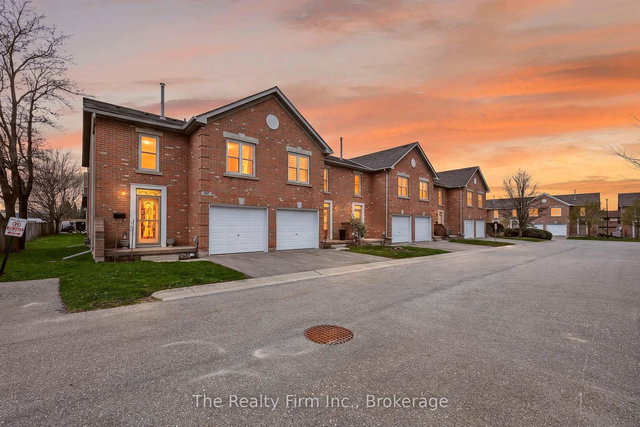 2 - 397 Springbank Avenue N