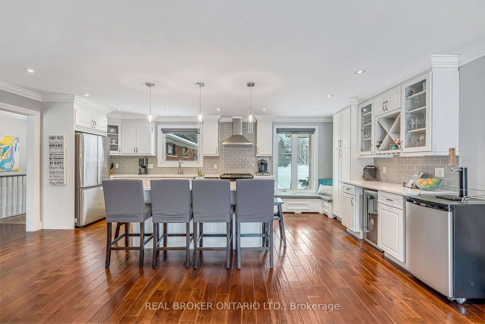 Detached House for sale at 30 Carl Crescent, Hamilton, Ontario, L8B 0G5 - Waterdown - MLS: X12847574