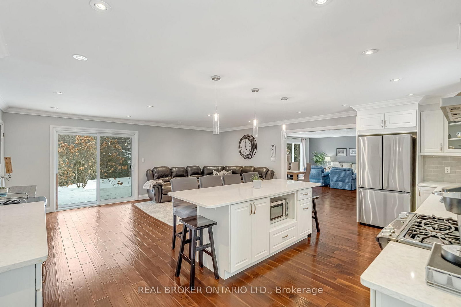 Detached House for sale at 30 Carl Crescent, Hamilton, Ontario, L8B 0G5 - Waterdown - MLS: X12847574