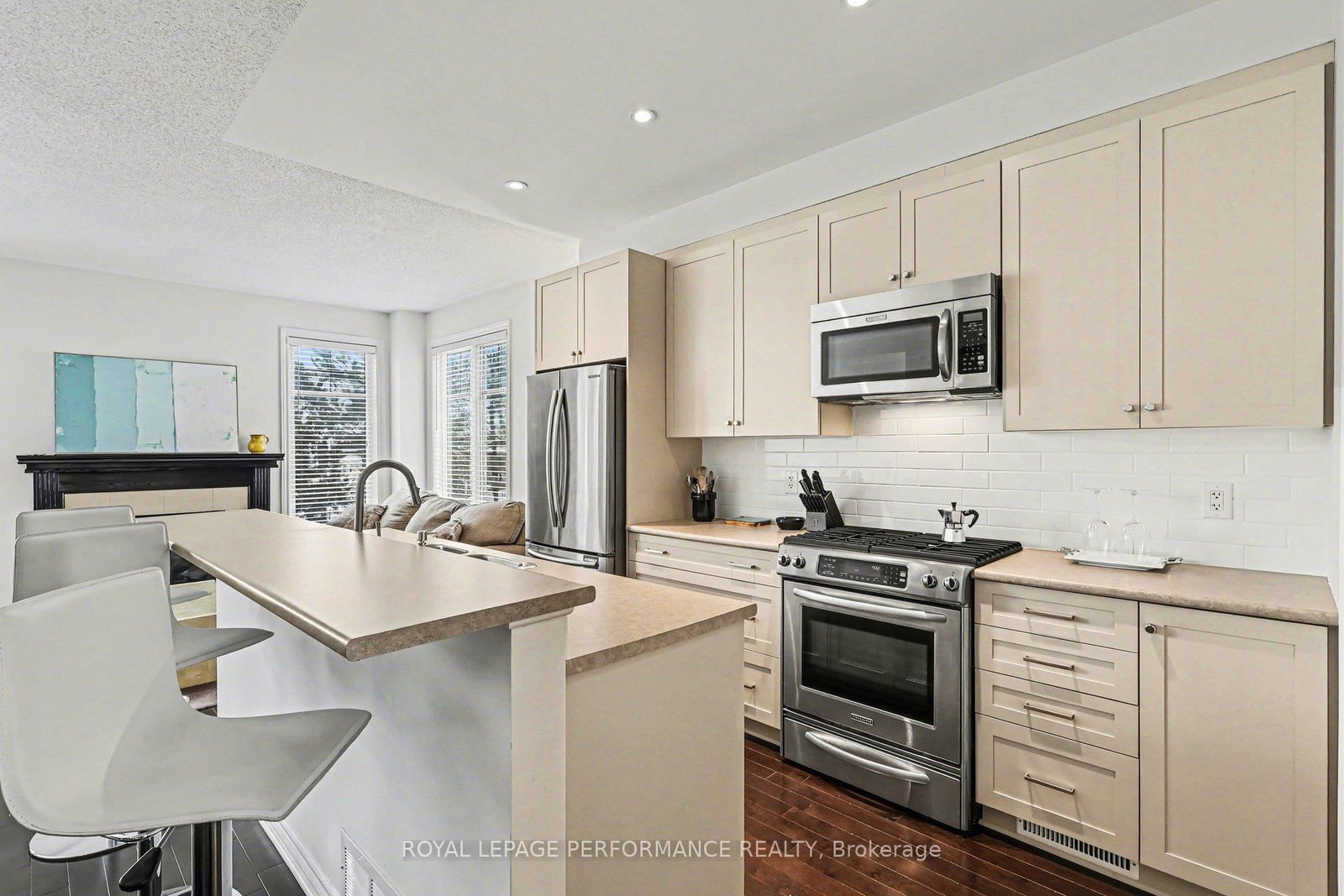 810 White Alder Avenue - Photo 2