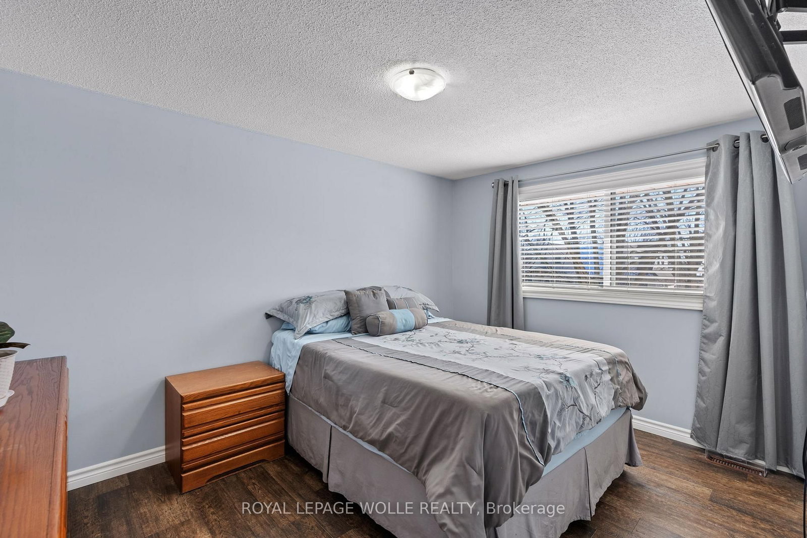 Detached House for sale at 218 ARRIS Crescent, West Perth, Ontario, N0K 1N0 - Mitchell - MLS: X12847742