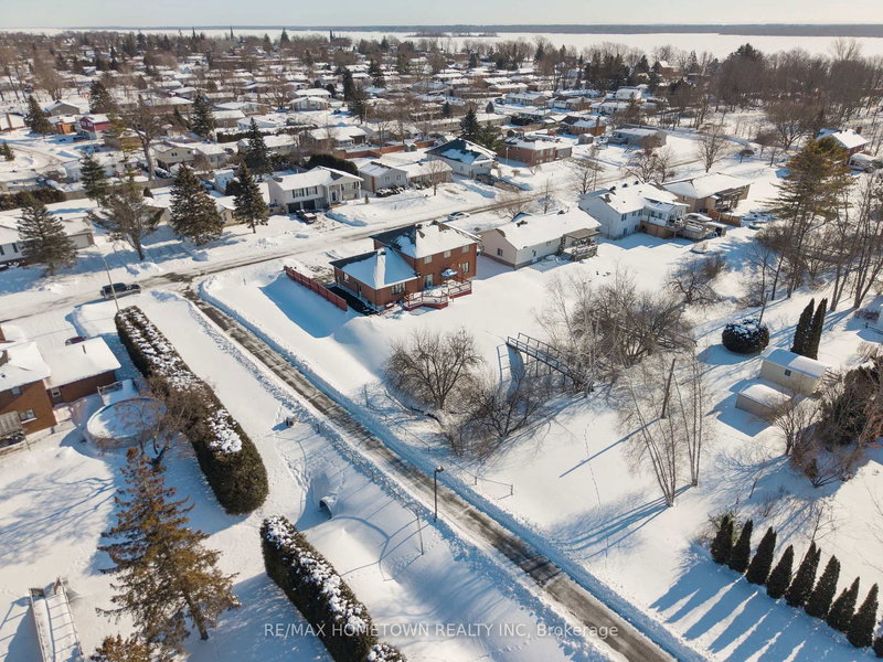 12 Fairholme Dr, South Dundas, K0C 1X0 | Image 3