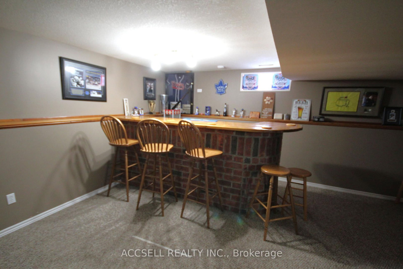 Detached House for sale at 635 Highview Drive, St. Thomas, Ontario, N5R 5E7 - St. Thomas - MLS: X12847770