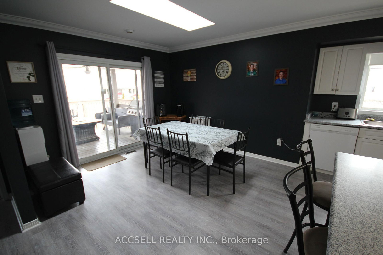 Detached House for sale at 635 Highview Drive, St. Thomas, Ontario, N5R 5E7 - St. Thomas - MLS: X12847770