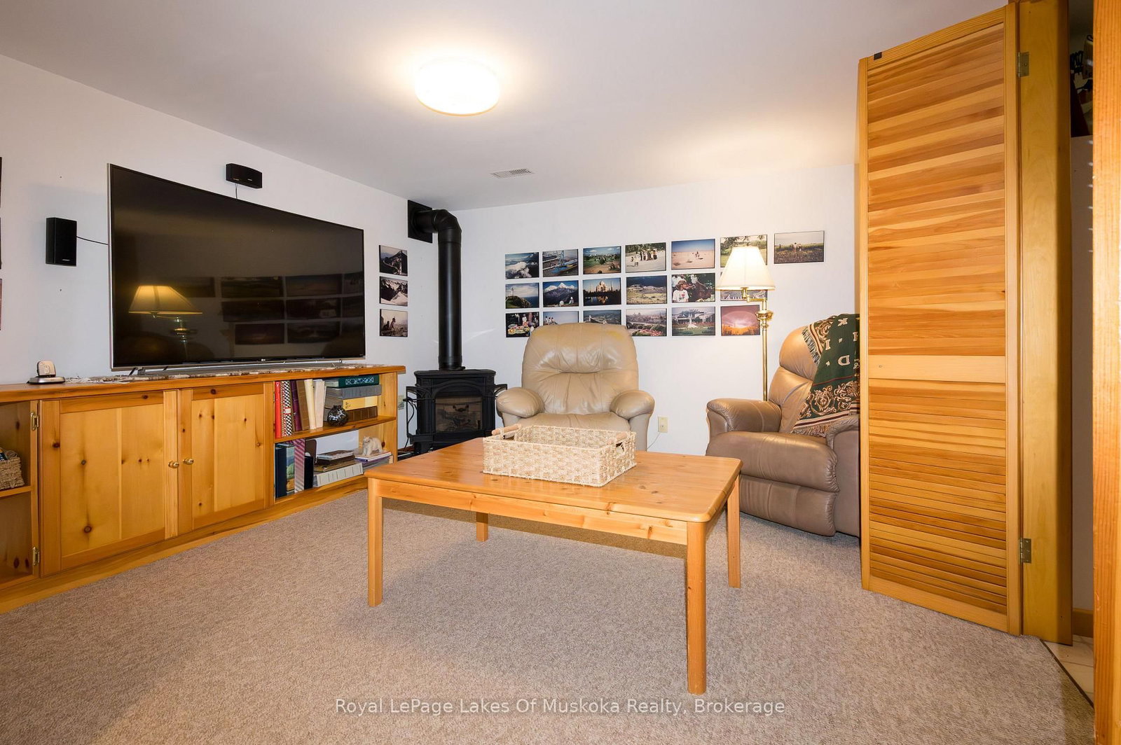 Detached House for sale at 574 Ravenscliffe Road, Huntsville, Ontario, P1H 1N5 - Chaffey - MLS: X12847850