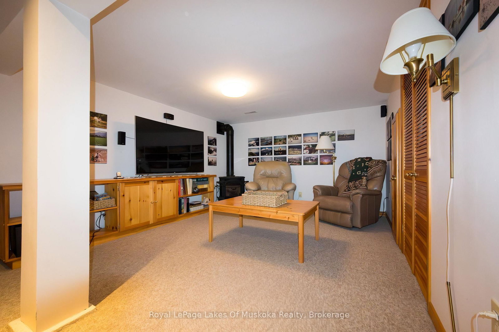 Detached House for sale at 574 Ravenscliffe Road, Huntsville, Ontario, P1H 1N5 - Chaffey - MLS: X12847850