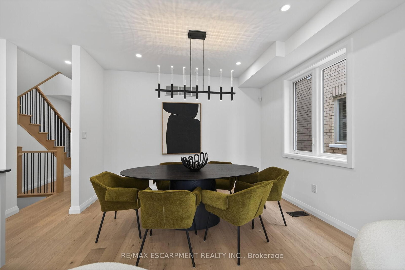 Detached House for sale at 12 Shady Oaks Trail, Hamilton, Ontario, L9B 0E9 - Sheldon - MLS: X12848002