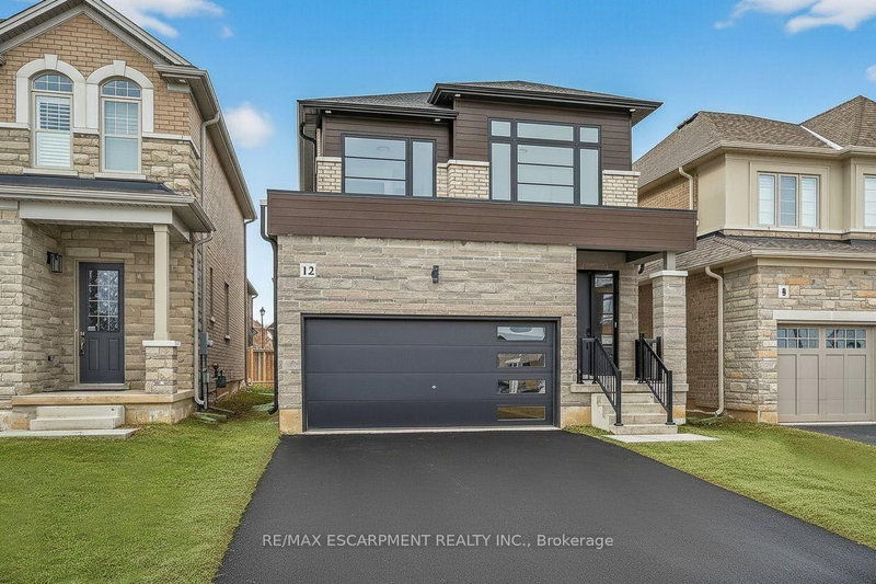 12 Shady Oaks Trail