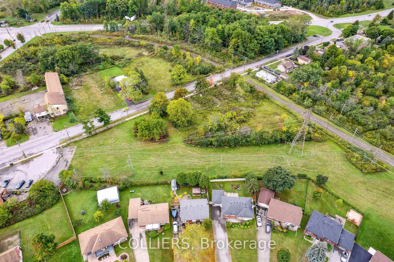 5587-5637 McLeod Rd, Niagara Falls, L2G 3E4 | Image 2