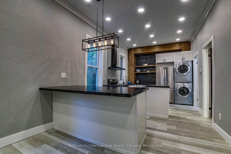 71 Briscoe St E, London South, N6C 1W8 | Image 2