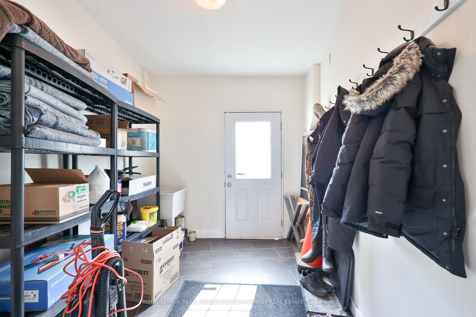 2 Queen Street E - Photo 17