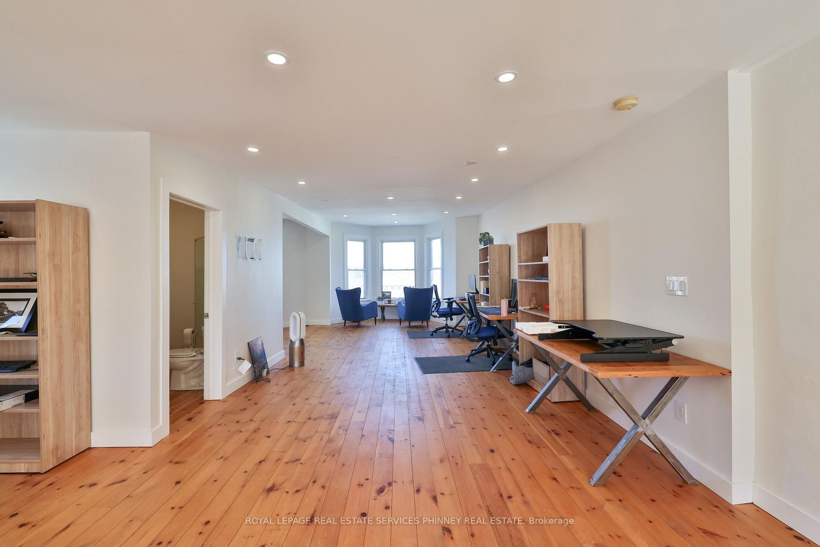 2 Queen Street E - Photo 24